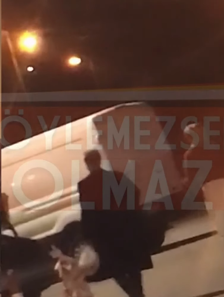 Burcu Esmersoy ile Tamer Karadağlı aşk mı yaşıyor gece yakalandılar - Resim: 2
