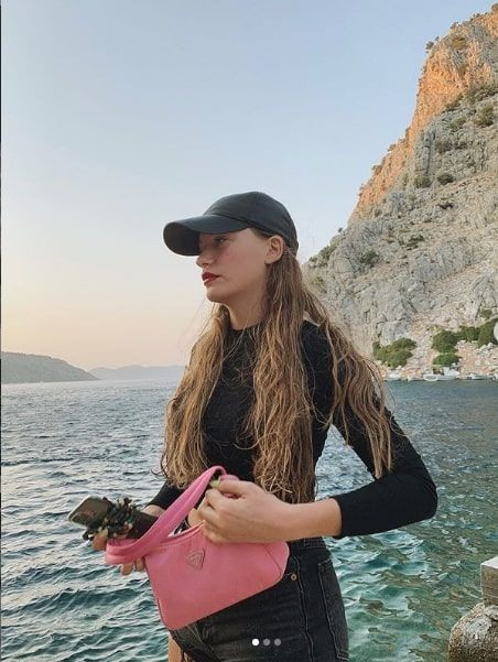 Serenay Sarıkaya'yı şaşırtan Deniz Bulutsuz sorusu! Ozan Güven'in sevgilisiydi - Resim: 4