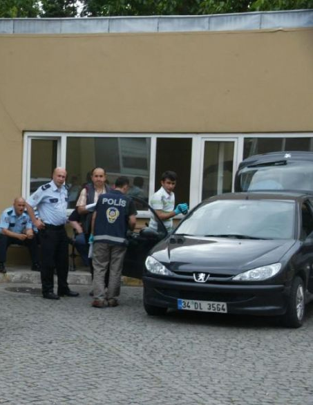 Boğaziçi Köprüsü'nden atladı - Resim: 1