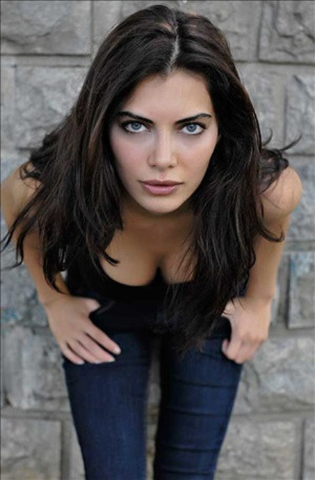 Ceren Hindistan kimdir kaç yaşında hafızasını sildirdi - Resim: 0