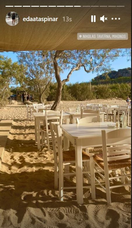 Eda Taşpınar Mikanos'u oryantal şovla salladı! Barın üstünde seksi dans! - Resim: 4