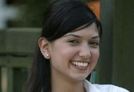 Acemi Cadı'nın Tuğçe'si Billur Yazgan'a bakın! Son haliyle yıllara meydan okuyor! - Resim: 1