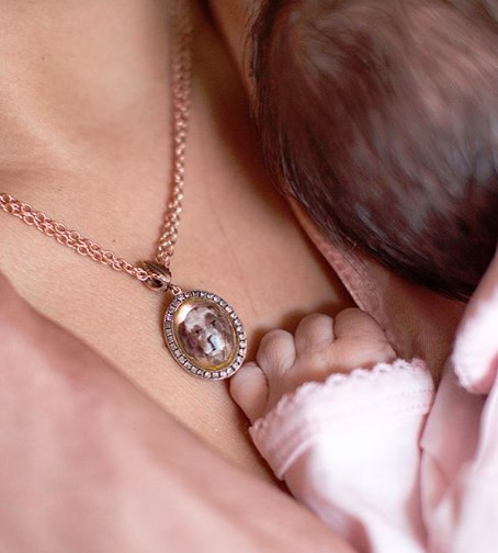 Şükran Ovalı doğum fotoğraflarını paylaştı dikkat çeken ayrıntı! - Resim: 4