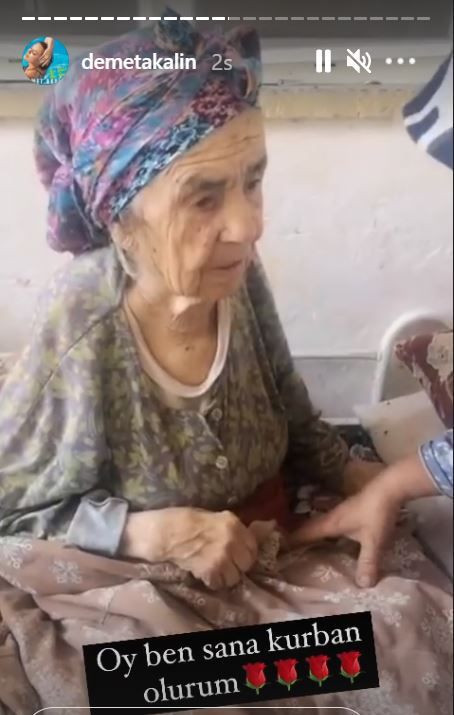 Manavgat yangınında evi yanıp sokakta uyumak zorunda kalan teyzeye Demet Akalın'dan yardım - Resim: 4