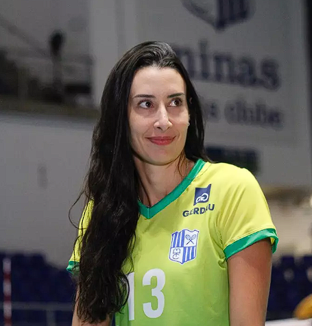 Voleybolun en zenginleri açıklandı: Zehra Güneş ve Ebrar Karakurt da listede! Servetleri dudak uçuklattı - Resim: 3