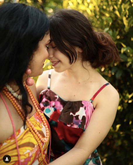 Esra Ceyhan'ın kızı büyüdü boyu kadar genç kız oldu! Ayşe'yi paylaştı abartmayın dedi - Resim: 1