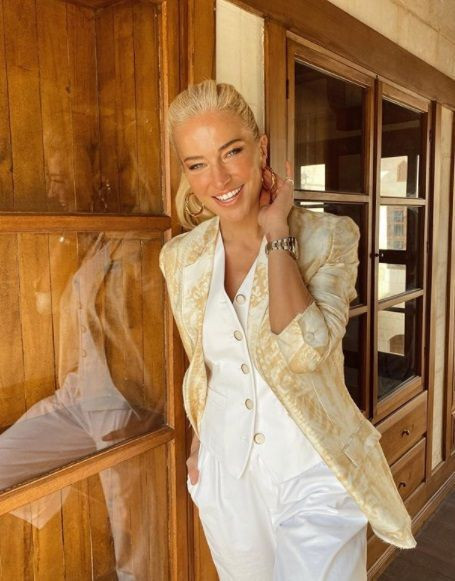 Burcu Esmersoy'a büyük darbe! Dudak uçuklatan zam isteği - Resim: 4