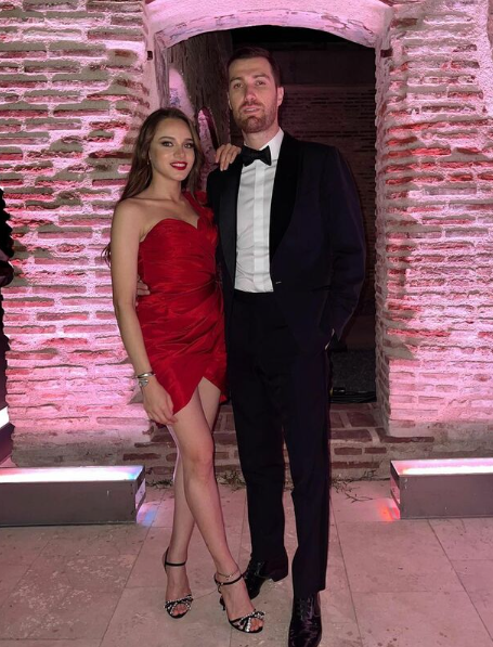 Seda Sayan almıştı Oğulcan Engin sevgilisi için vazgeçti! Miray Daner'i korku sarınca... - Resim: 4