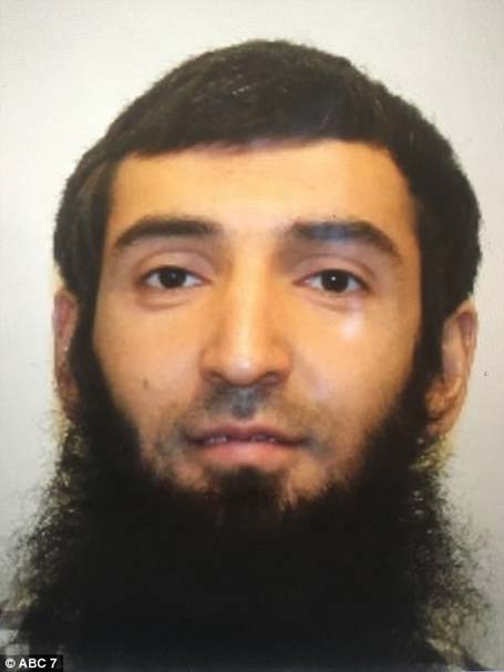 ABD saldırısından şoke eden kareler! Kamyonetle daldı ve...  - Resim: 2