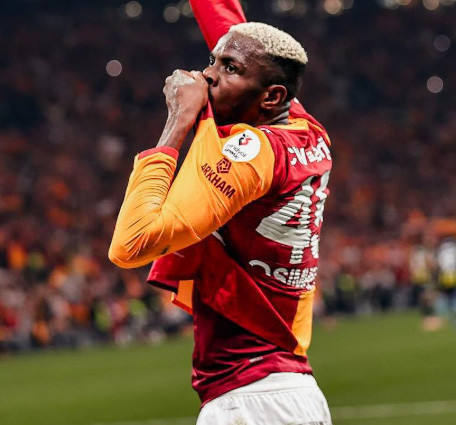 Victor Osimhen Kasımpaşa maçında oynayacak mı? Okan Buruk kararını verdi - Resim: 1