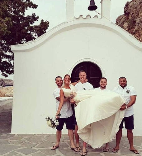 Seks yaparken fotoğraf çektirdiler! Ortalık karıştı yasak geldi - Resim: 4