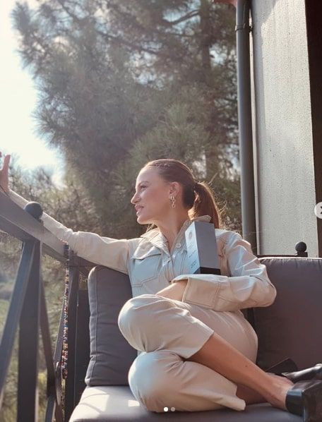 Serenay Sarıkaya ile annesi İzmir depremine dönüş yolunda yakalandı - Resim: 4