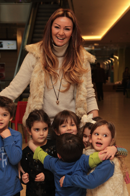 Ünlüler çocuklarıyla bu gösteriye koştu - Resim: 3