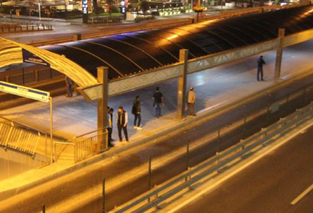 1 Mayıs önlemleri vatandaşı çileden çıkarttı - Resim: 3