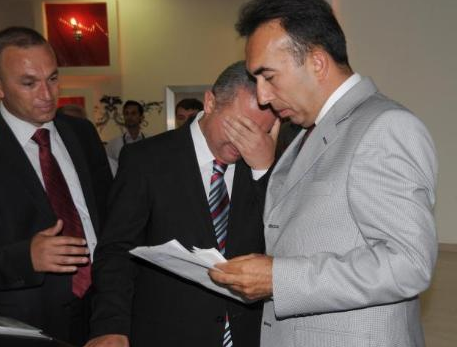 Kaymakamın veda gözyaşları - Resim: 2