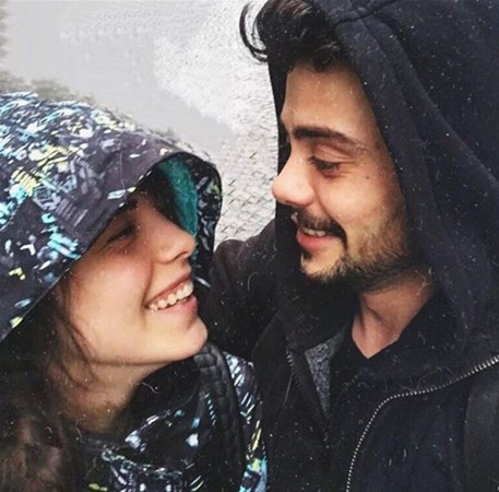 Rüzgar Erkoçlar ve Tuğba Beyazoğlu balayına çıktı - Resim: 1