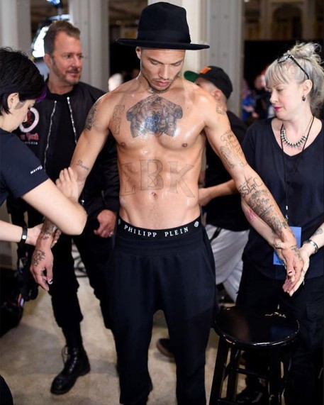 Yakışıklı mahkum Türkiye'te geldi Türk kadınları hakkında bomba sözler - Resim: 3