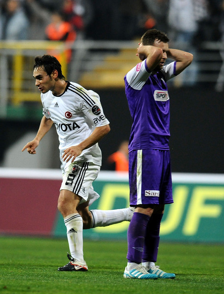 Kara Kartal'ın zirve uçuşu - Resim: 2