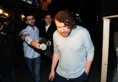 Halil Sezai sevgilisiyle yakalandı - Resim: 2