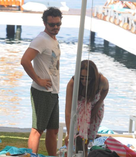 Hakan Eratik ve Yeşim Salkım tatile çıktı - Resim: 2