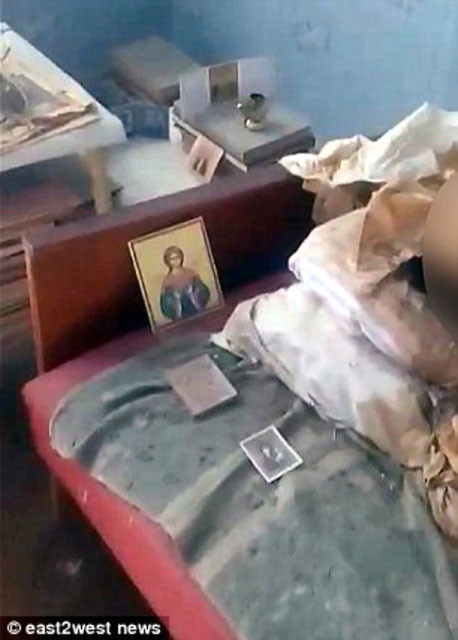 30 yıl cesedi evde tutarsanız ne olur? Dehşete düşüren görüntü - Resim: 2