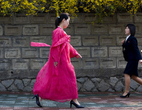 Fotoğraflarla 'O' ülkenin modası - Resim: 3