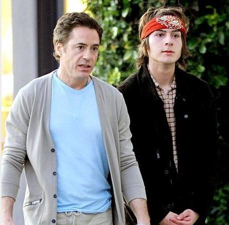 Ünlülerin belalı çocukları! - Resim: 2