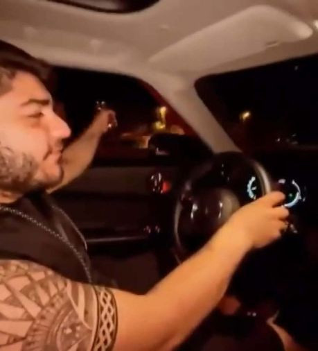 Murat Övüç 'senin g....ne sokarım' deyip ünlü isme küfür etti! Burakcan Övüç'ü savundu - Resim: 1