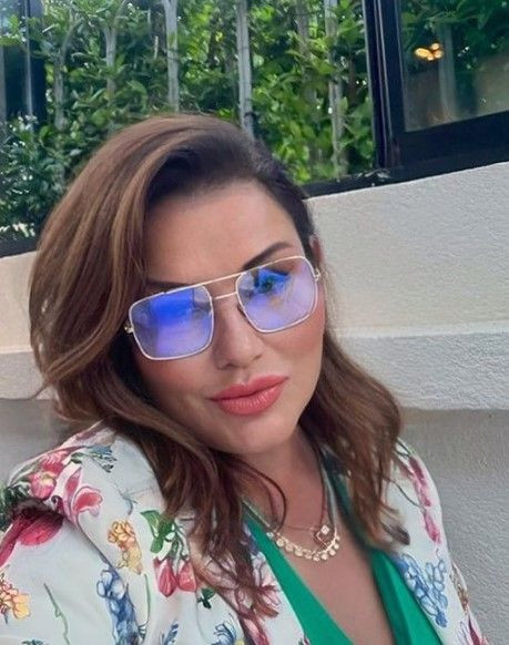 Deniz Seki'yi sahnede gözyaşlarına boğan haber!  14 yıldır ona bakıyordu ama.... - Resim: 4