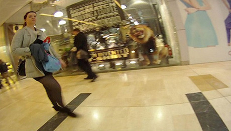 Kalça kamerası popoya bakanı yakaladı - Resim: 3