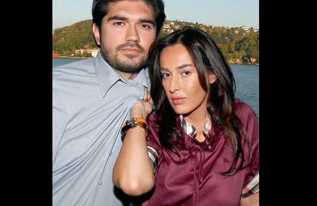 Rasim ve Helin resmen sevişti! - Resim: 1