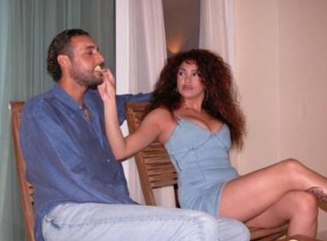 Kaddafi sevgisi zor durumda bıraktı! - Resim: 2