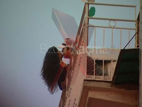 Şahan ile Berrak fena yakalandı - Resim: 1