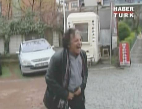 Bedri Baykam'a bıçaklı saldırı - Resim: 3