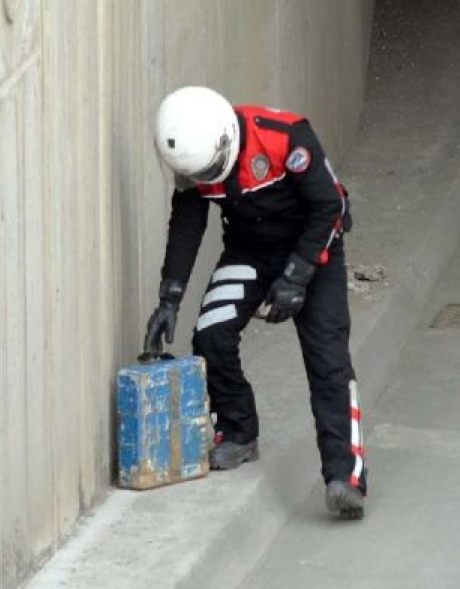 Polisin yaptığına bakın! - Resim: 1