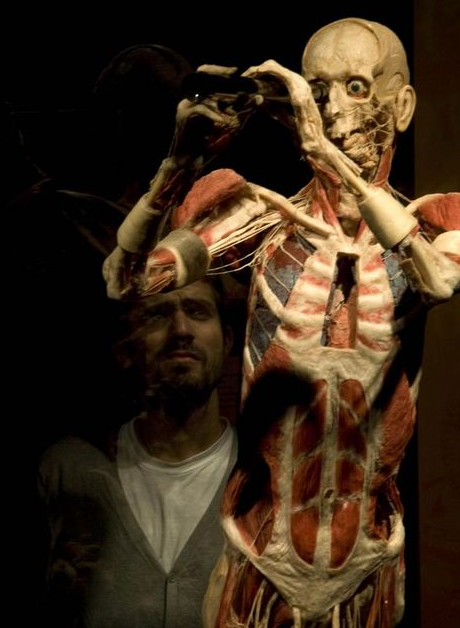 Askıya asılı insan bedenleri! - Resim: 4