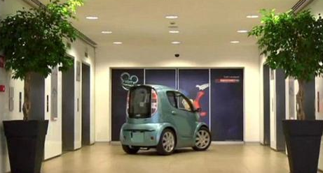 Bu otomobil asansöre bile sığabiliyor - Resim: 3