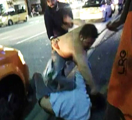 Ünlü aktöre sokak ortasında dayak - Resim: 1