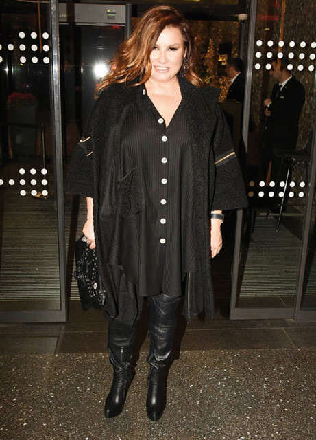 1 yıl rötarlı düğüne ünlüler akın etti - Resim: 4