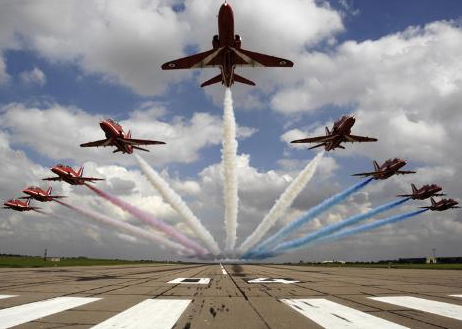 Gökyüzünde müthiş vals - Resim: 2