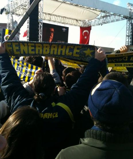 F.Bahçeliler meydana indi - Resim: 1