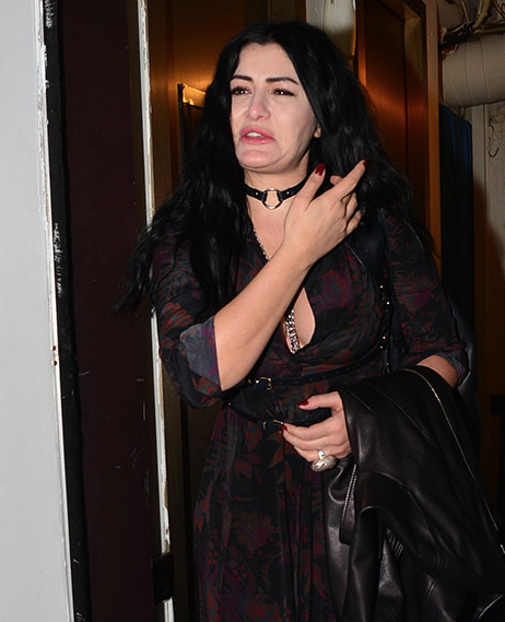 Eşkıya'nın Meryem'inden derin dekolte! - Resim: 1