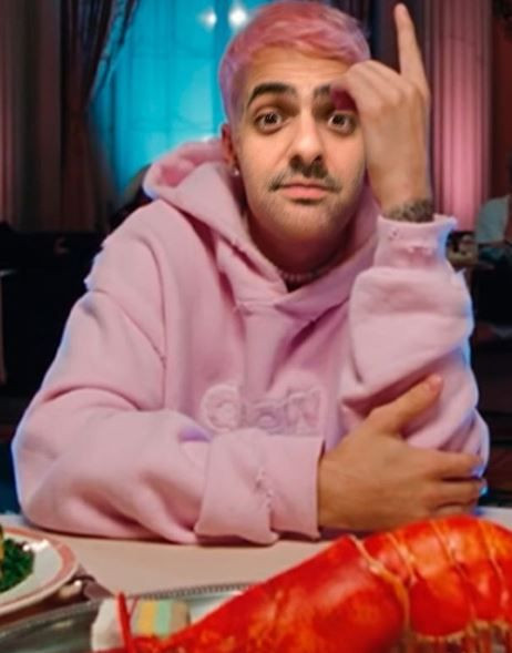 Bartu Küçükçağlayan Melikşah Altuntaş'ın Mücbir Sebepler'ine rekor teklif - Resim: 3