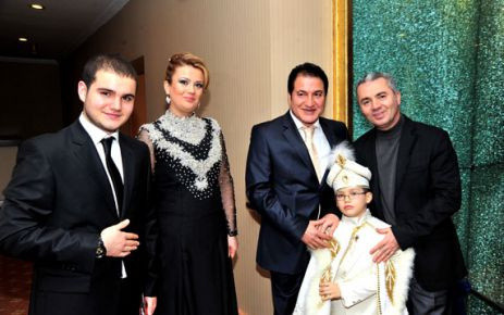 Zekeriya Ünlü eşi kimdir kaç tane çocuğu var? Zekeriya Ünlü ailesi - Resim: 0