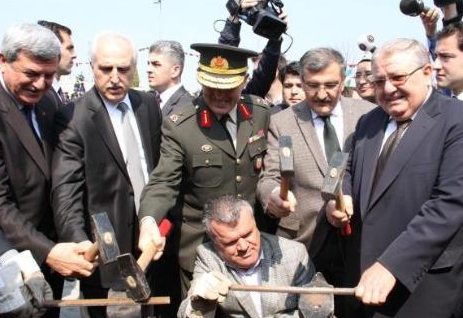 İstanbul'da renkli Nevruz kutlaması - Resim: 2