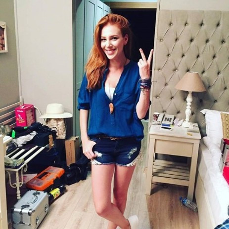 İrem Derici'nin dövmesine bakın! Angelina Jolie'yi mi taklit etti? - Resim: 3