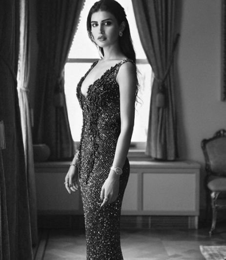 İdil Fırat'ı utandıran yakıştırma! - Resim: 3