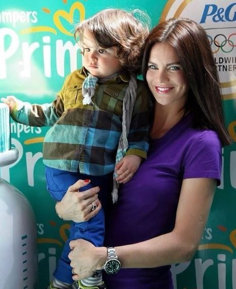 Pınar Altuğ Ebru Şallı için açtı ağzını yumdu gözünü - Resim: 1