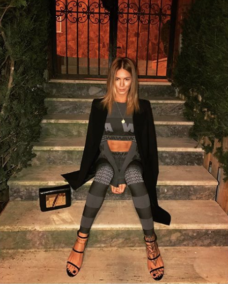 Eliz Sakuçoğlu'nun çıplak yatak pozu çalıntı çıktı! - Resim: 3