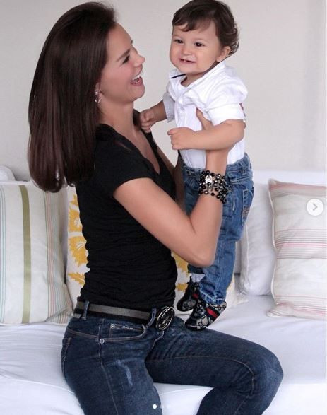 Pınar Altuğ Ebru Şallı için açtı ağzını yumdu gözünü - Resim: 2